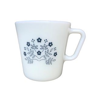 Vtg Pyrex Blueberry Mugs Blue Flower Coffee Cup D-Handle 1410 Summer Impressions